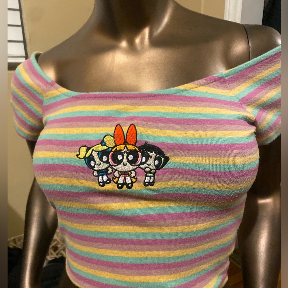 Power puff NGORDER+10 zumiez off the shoulder shirt